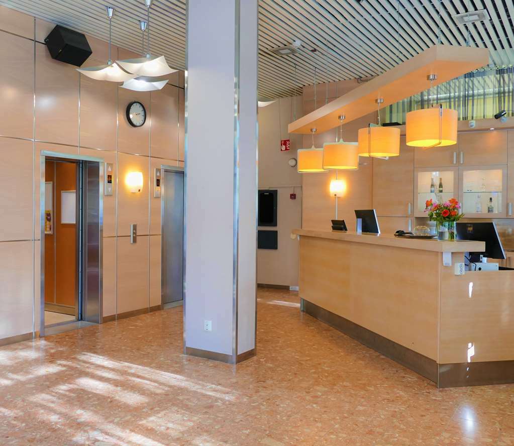 Hotel Bepop Pori Buitenkant foto